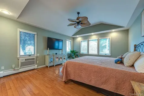 2349 Lincoln Street North Bellmore NY 11710