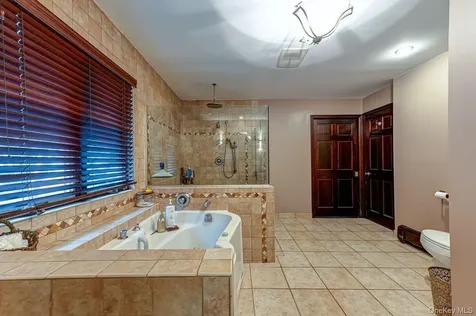 2349 Lincoln Street North Bellmore NY 11710