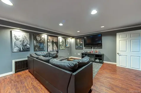 2349 Lincoln Street North Bellmore NY 11710