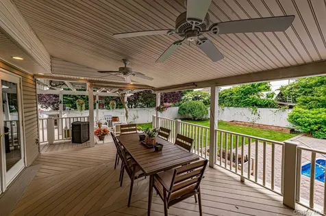2349 Lincoln Street North Bellmore NY 11710
