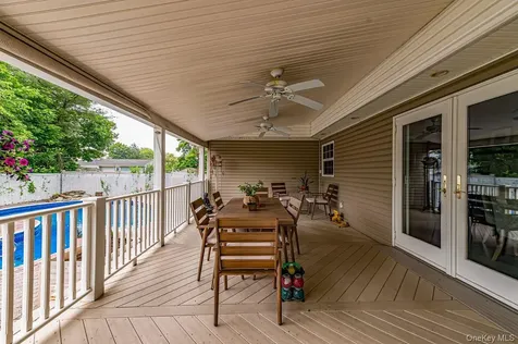 2349 Lincoln Street North Bellmore NY 11710
