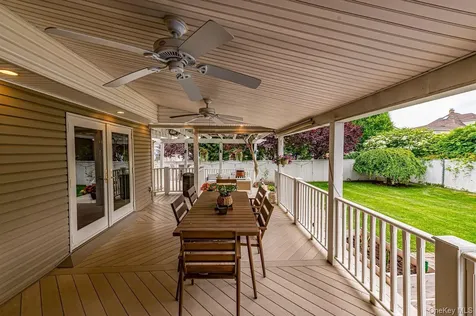2349 Lincoln Street North Bellmore NY 11710