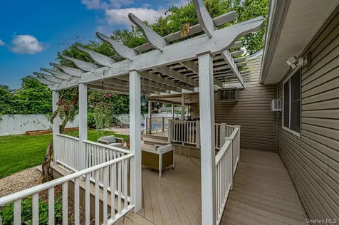 2349 Lincoln Street North Bellmore NY 11710