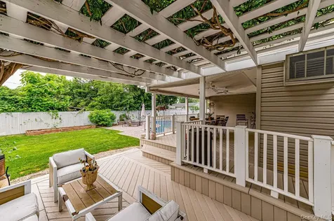 2349 Lincoln Street North Bellmore NY 11710