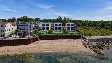 33A Bayville Avenue Bayville NY 11709