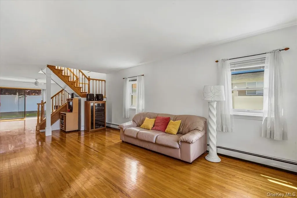 6461 230th Street Oakland Gardens NY 11364