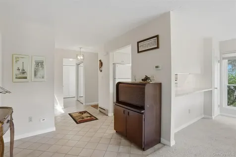 11 Pond Drive W Rhinebeck NY 12572