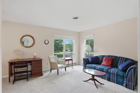 11 Pond Drive W Rhinebeck NY 12572