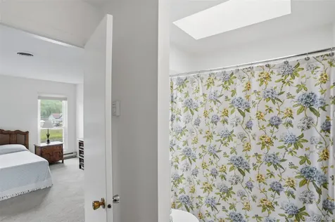 11 Pond Drive W Rhinebeck NY 12572