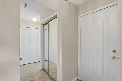 11 Pond Drive W Rhinebeck NY 12572