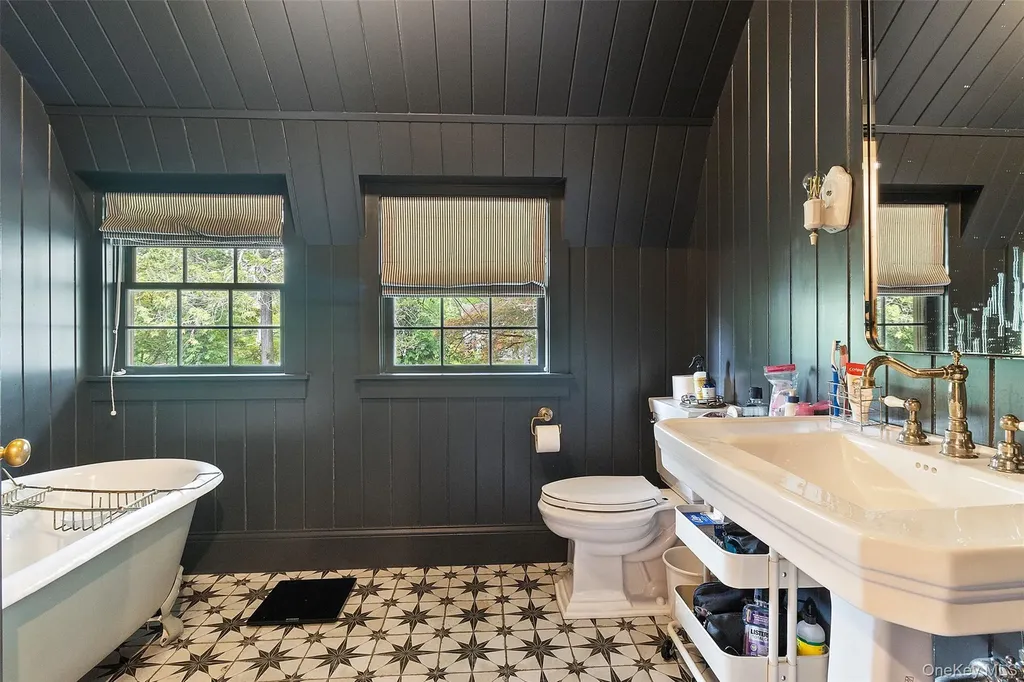 259-A Westchester Avenue Pound Ridge NY 10576