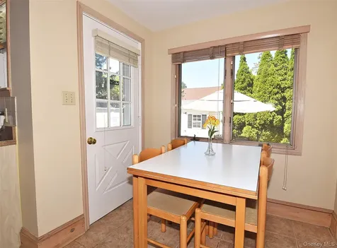 88 East Street Hicksville NY 11801