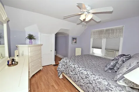 88 East Street Hicksville NY 11801