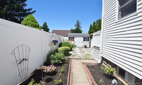 88 East Street Hicksville NY 11801