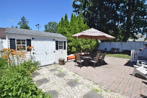 88 East Street Hicksville NY 11801