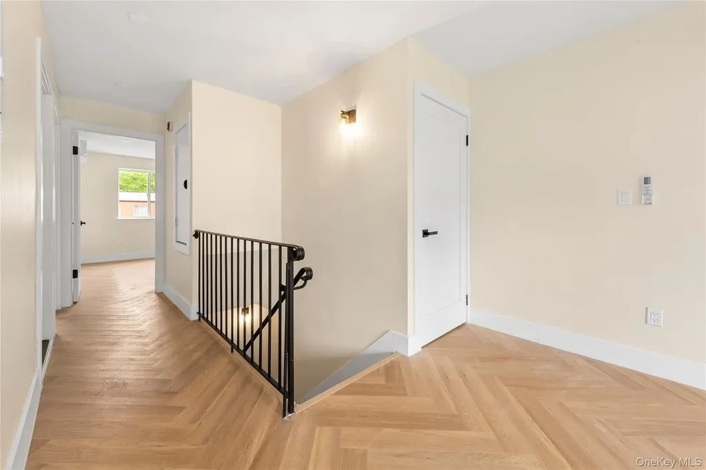 1442 33rd Avenue Astoria NY 11106
