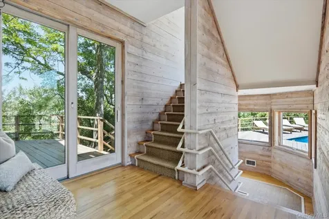 137 Sandune Court Sagaponack NY 11962