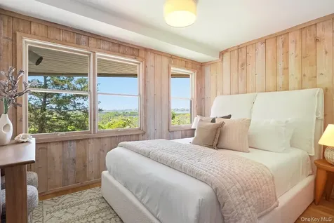 137 Sandune Court Sagaponack NY 11962
