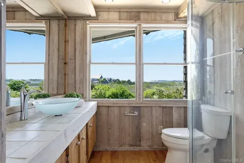 137 Sandune Court Sagaponack NY 11962