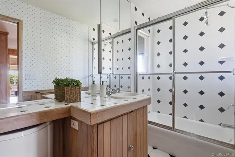 137 Sandune Court Sagaponack NY 11962