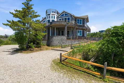 137 Sandune Court Sagaponack NY 11962