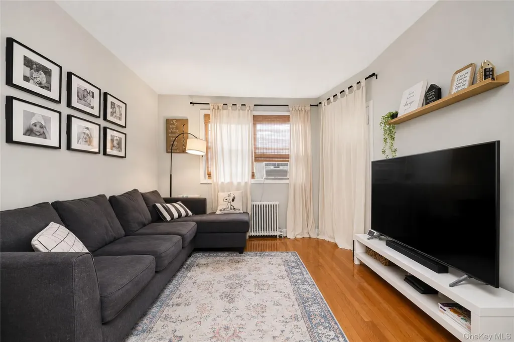76 Dongan Avenue Staten Island NY 10314