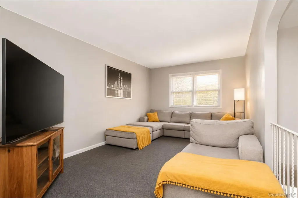 76 Dongan Avenue Staten Island NY 10314
