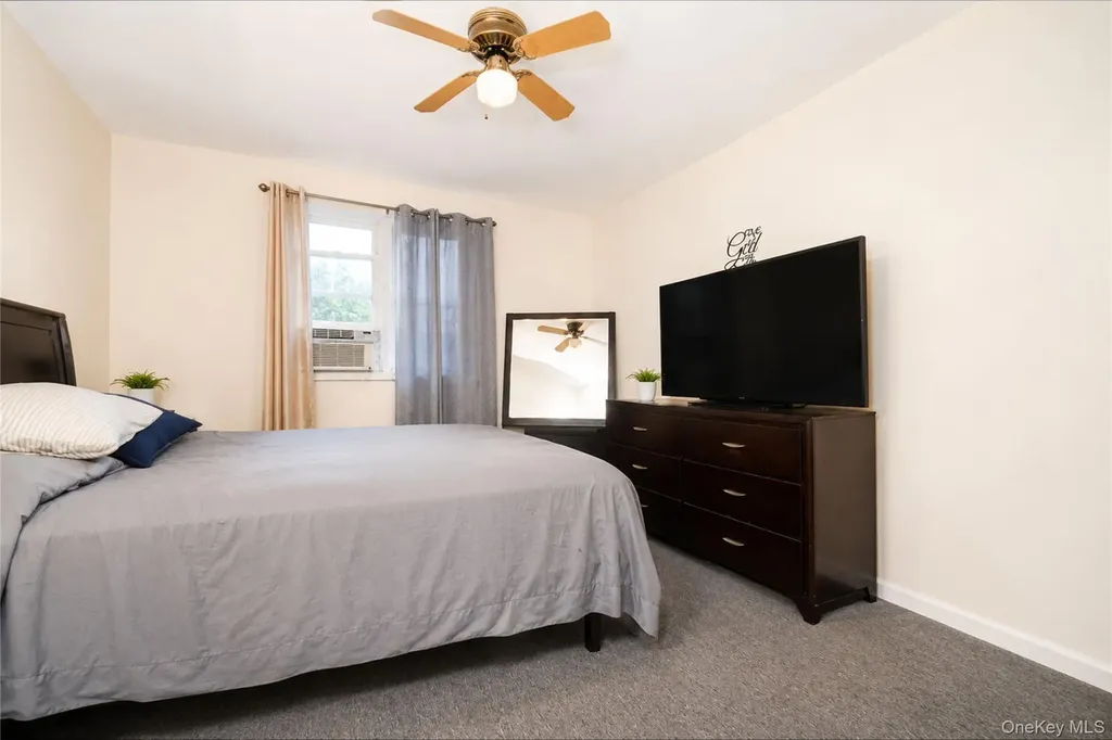 76 Dongan Avenue Staten Island NY 10314