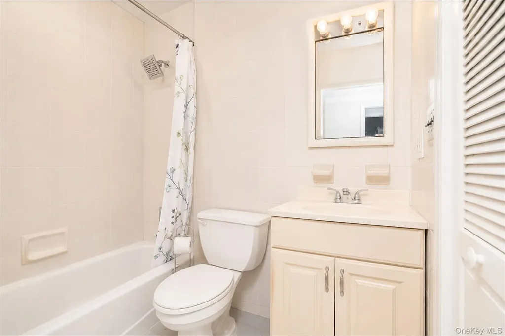76 Dongan Avenue Staten Island NY 10314