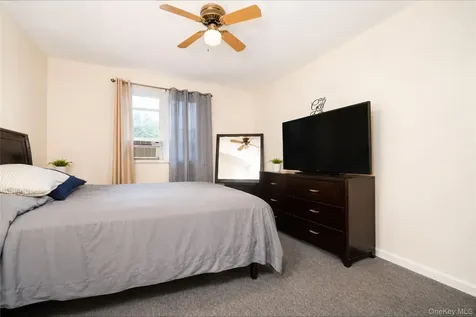 76 Dongan Avenue Staten Island NY 10314