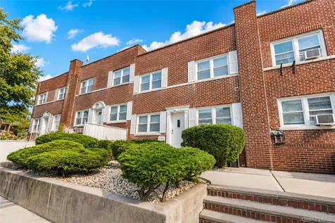76 Dongan Avenue Staten Island NY 10314