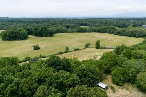 7115 Albany Post Road Rhinebeck NY 12572