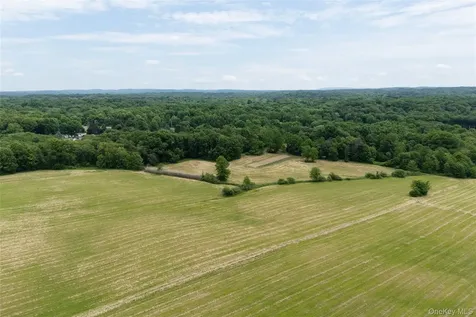 7115 Albany Post Road Rhinebeck NY 12572