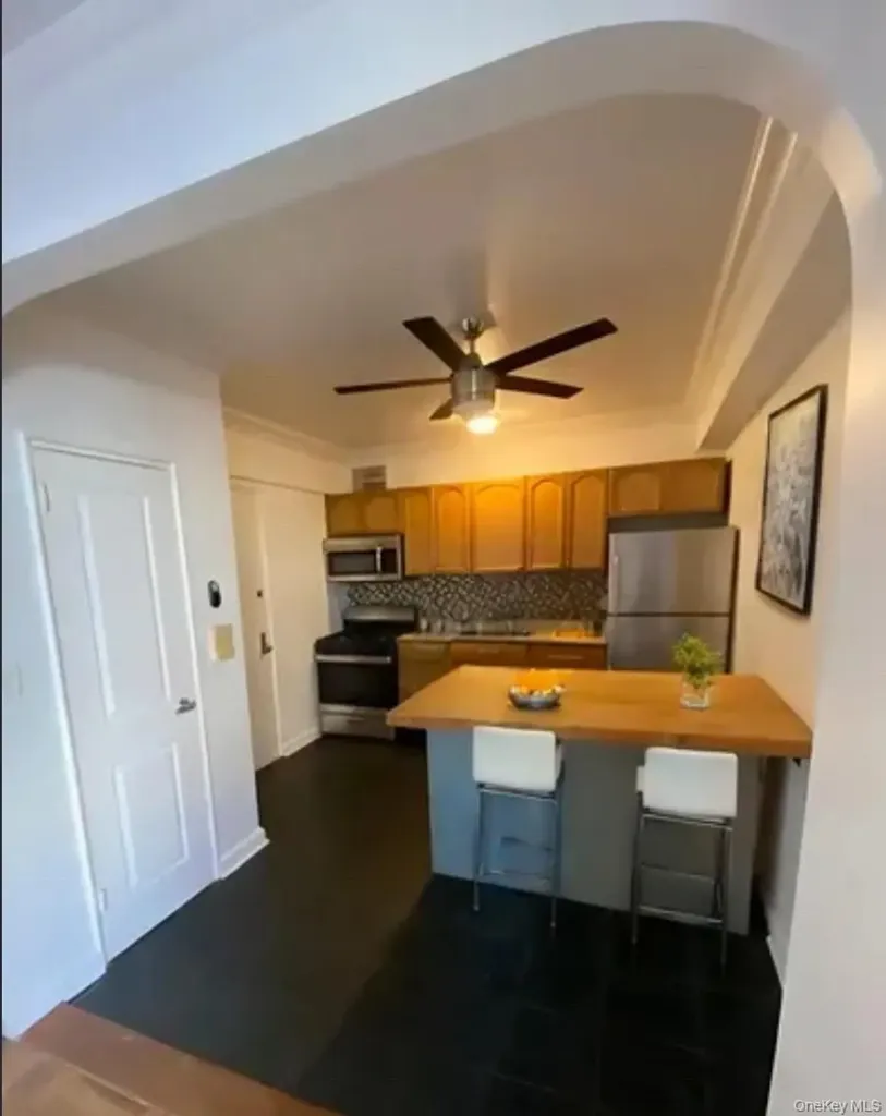 220 Pelham Road New Rochelle NY 10805
