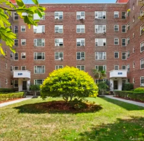 220 Pelham Road New Rochelle NY 10805