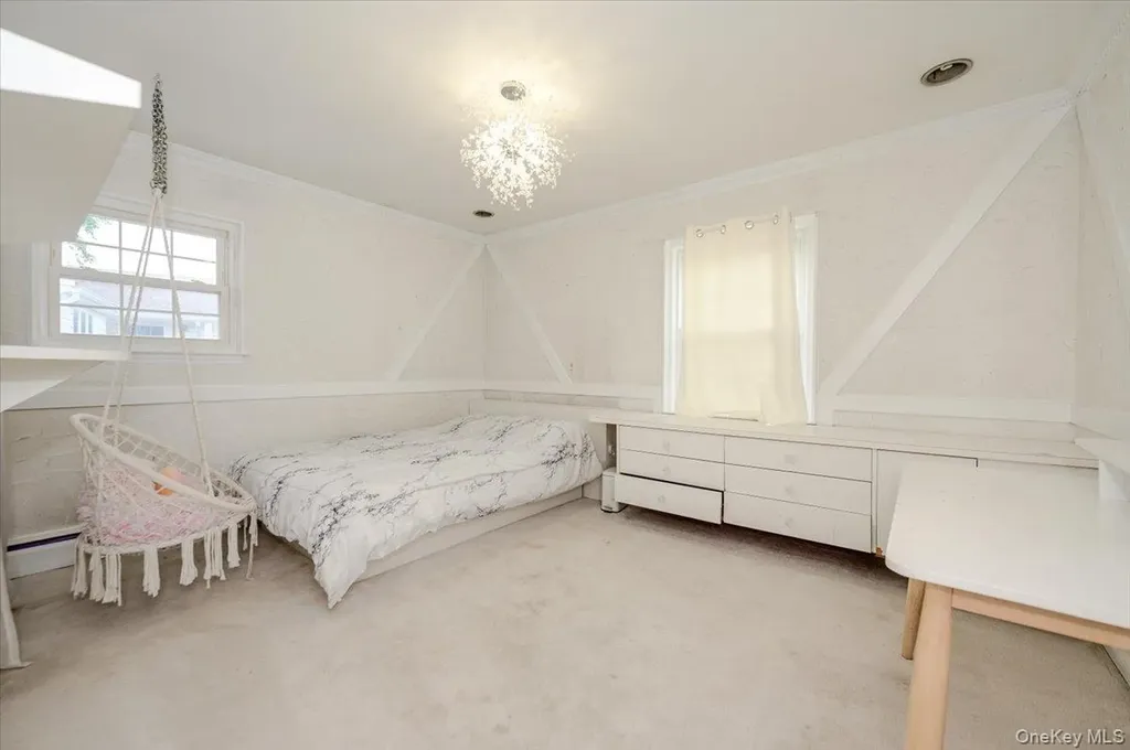 1127 Fordham Lane Woodmere NY 11598