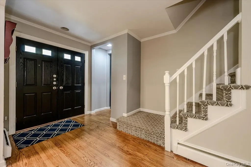 1127 Fordham Lane Woodmere NY 11598