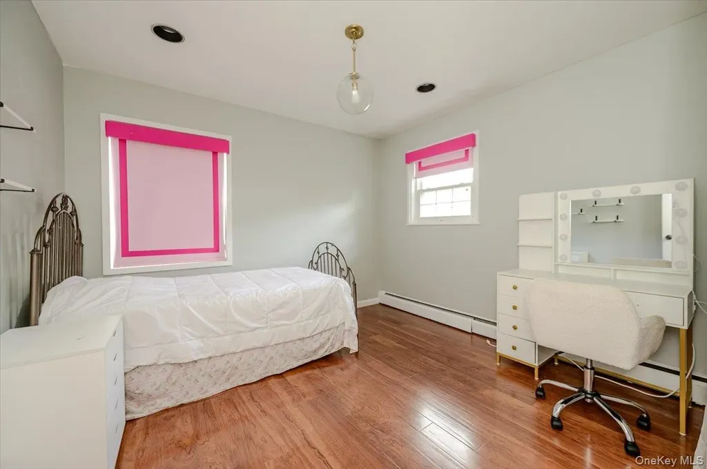 1127 Fordham Lane Woodmere NY 11598