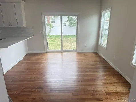 12 Gail Grace Court Copiague NY 11726