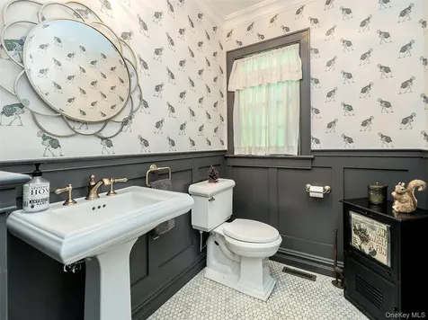 73 Lafayette Avenue Sea Cliff NY 11579