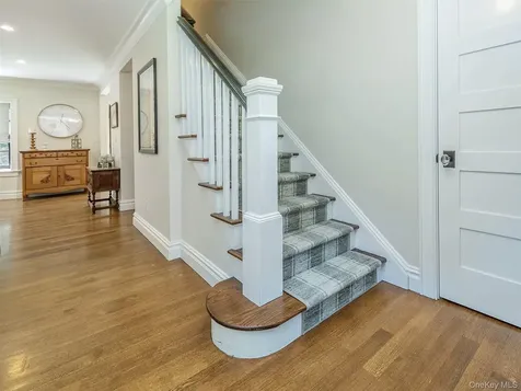 73 Lafayette Avenue Sea Cliff NY 11579