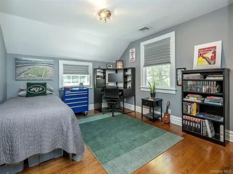 73 Lafayette Avenue Sea Cliff NY 11579