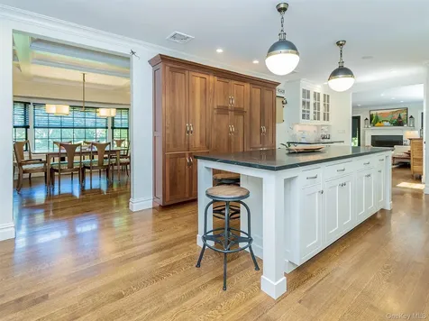 73 Lafayette Avenue Sea Cliff NY 11579