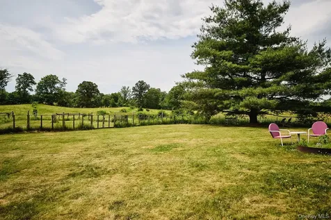 90 Reuter Road Germantown NY 12526