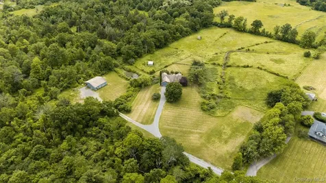 90 Reuter Road Germantown NY 12526