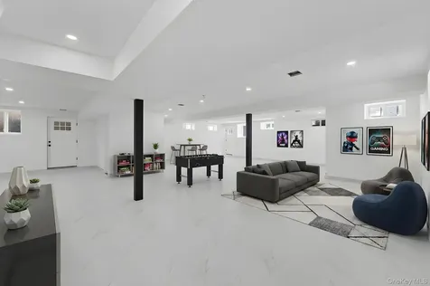 11126 177th Street Jamaica NY 11433