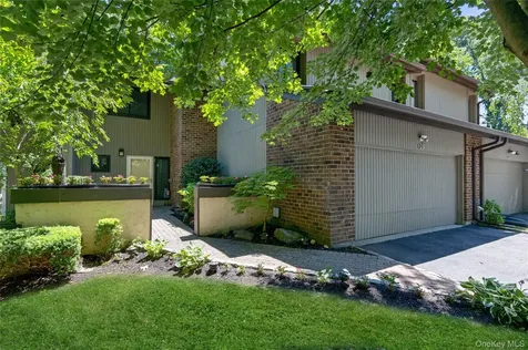 125 Country Club Drive Jericho NY 11753