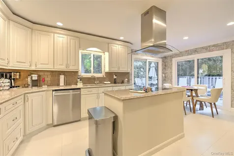 125 Country Club Drive Jericho NY 11753