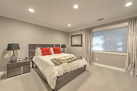 125 Country Club Drive Jericho NY 11753
