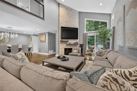 125 Country Club Drive Jericho NY 11753